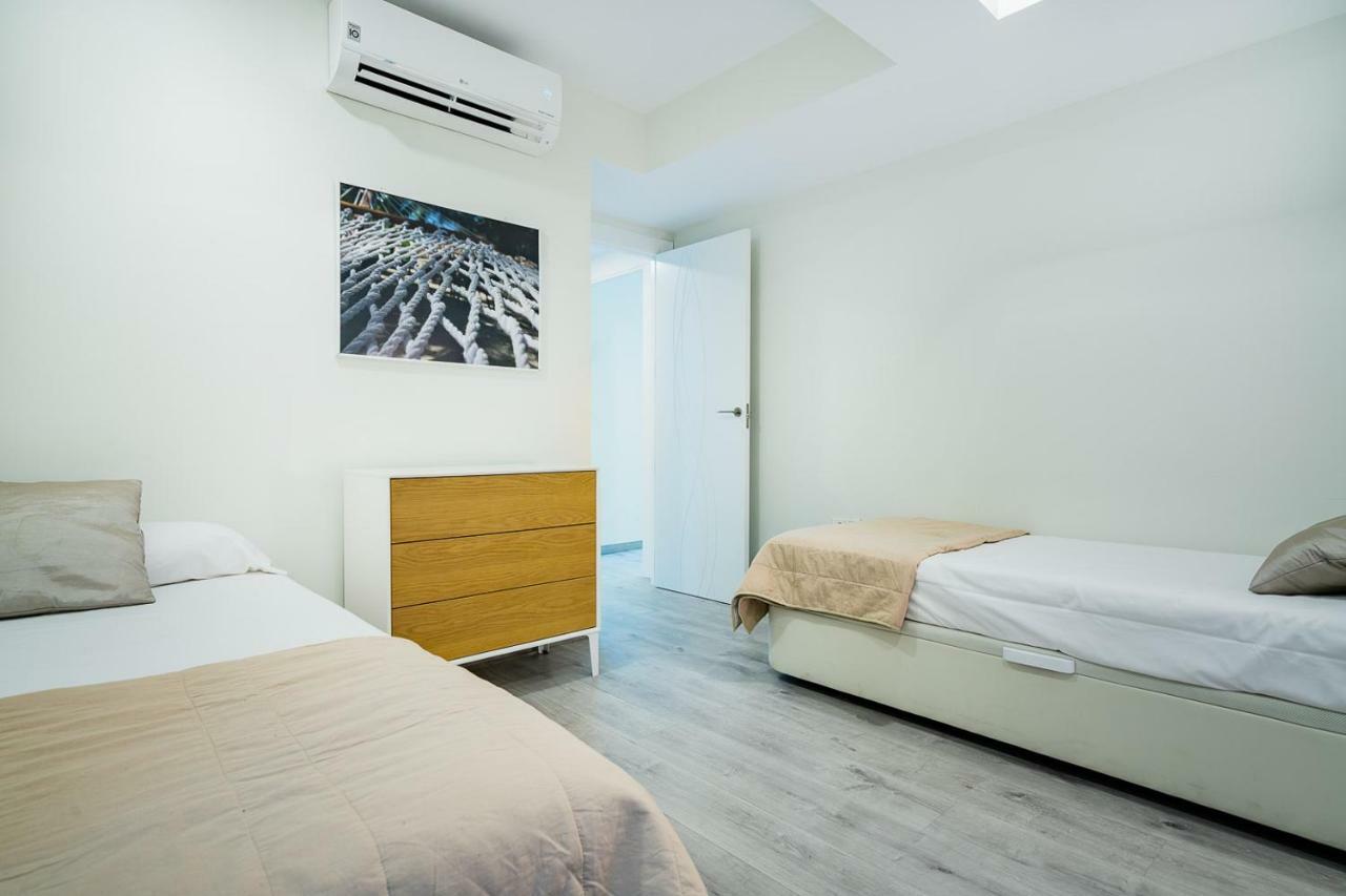 Exclusive Quietness In The Heart Of Madrid With Public Parking, Breakfast, 2 Bathrooms Bagian luar foto