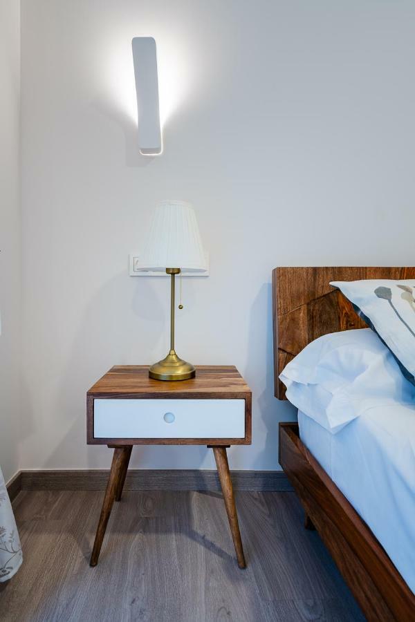 Exclusive Quietness In The Heart Of Madrid With Public Parking, Breakfast, 2 Bathrooms Bagian luar foto